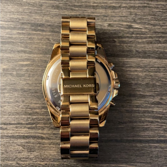 Michael Kors Oversized Gold Tone Watch - Picture 4 of 12